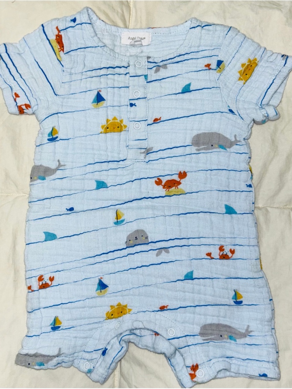 Angel Dear Bubble with sailboats and whales sz 6-12 months EUC